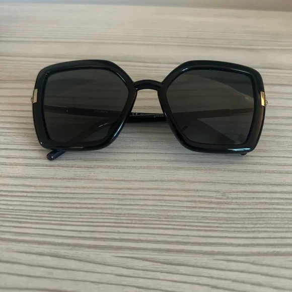 Prada | Accessories | Prada Black Gold Square Sunglasses  display picture 2
